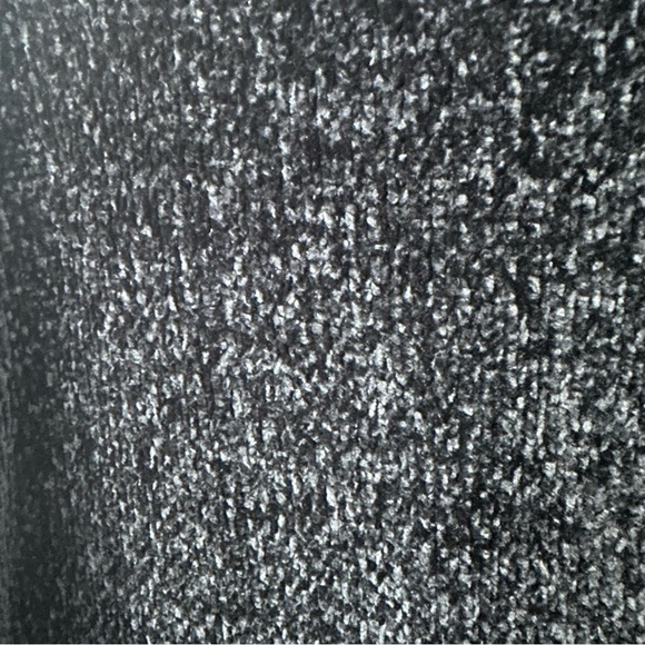 Seven7 Women’s Long Sleeve Crewneck Chenille Sweater in Caviar Sz L GUC - Picture 4 of 7